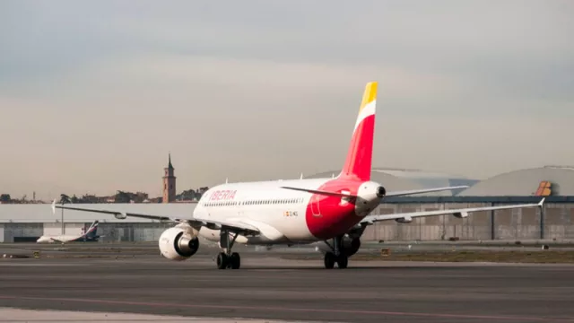 En el caos de los aeropuertos, no todos son iguales: Iberia y Air Europa, las aerolíneas más puntuales de Europa