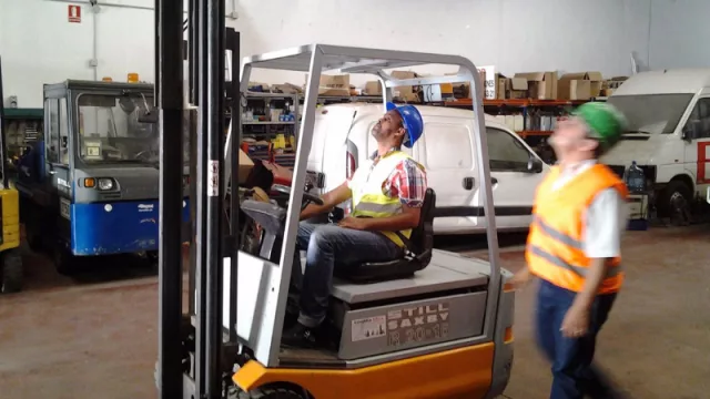 Se busca persona, ya: Adecco selecciona 1.500 trabajadores en toda España para su incorporación inmediata al sector logístico