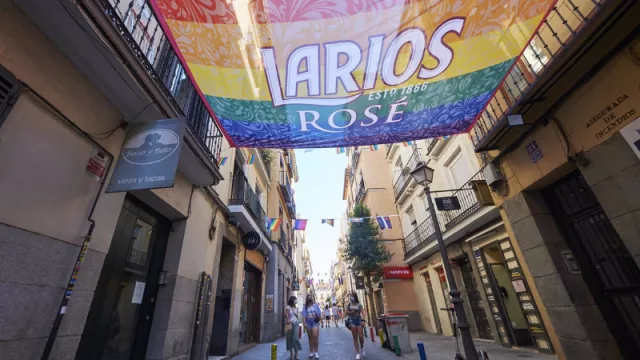 España se promociona como un espacio abierto y destino de diversidad para el turista LGTBIQ+ (acuerdo con MADO)