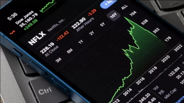 ¿Pagaría menos por ver Netflix con publicidad? (una relación amor - odio)