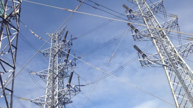 Mal de muchos… El precio de la luz en Alemania se dispara y supera los € 1.000 el megavatio/hora para 2023