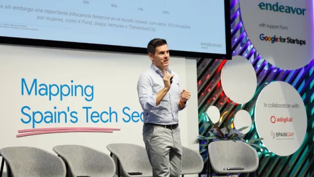 El director general de Endeavor España, Antonio Iglesias, presenta el informe 'Mapping Spain's Tech Sector'
