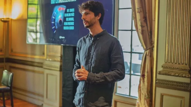 ¿Quién dijo que todo está perdido? Podemos volver a ser el mejor país del mundo (Dominguez presentó su libro)