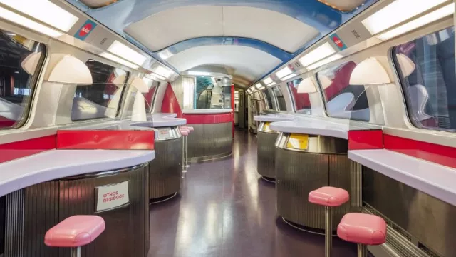 El vagón cafetería de Ouigo, una opción low cost en alta velocidad