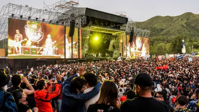 Se viene un Cosquín Rock “sold out” (Fernet Branca como main sponsor y un nuevo escenario de electrónica)