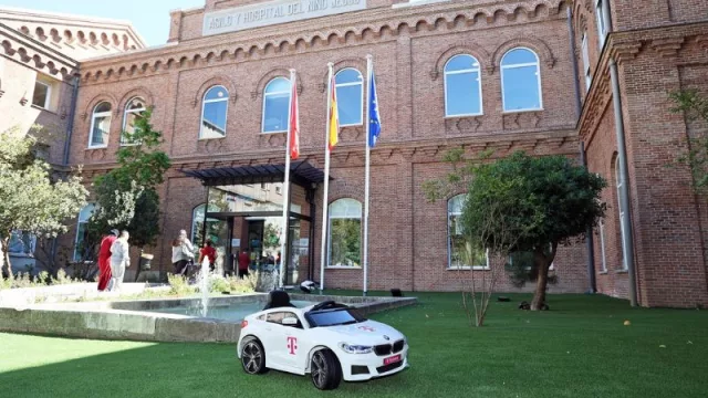 T-Systems lanza una iniciativa solidaria para donar cochecitos eléctricos a hospitales pediátricos de toda España