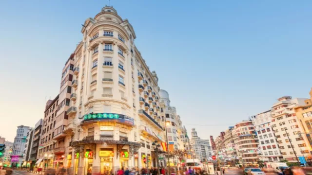 El turismo de lujo de Brasil se interesa por València: 14 agencias brasileñas especializadas en el sector han visitado la provincia