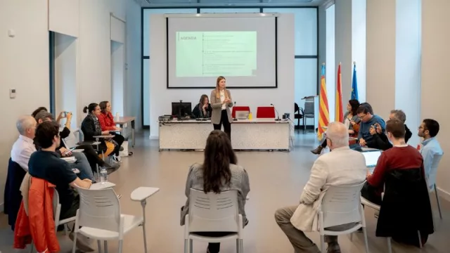 ¿Cómo pueden potenciar la inversión de impacto los gobiernos autonómicos?: Análisis y claves para impulsar el carácter catalítico de la inversión pública