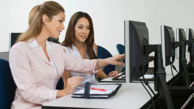 Samsung apuesta por el talento femenino y la formación en Inteligencia Artificial en su próxima edición del Samsung Innovation Campus