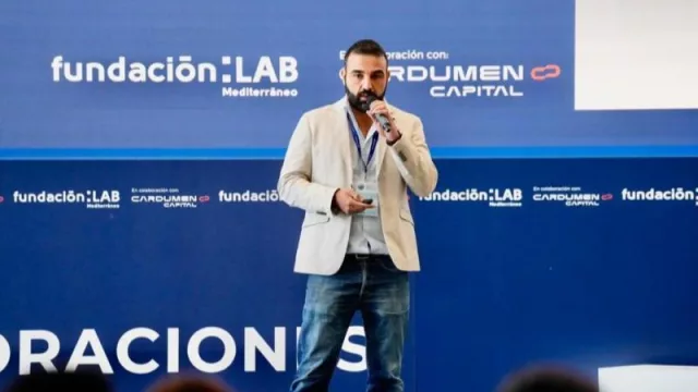 Mano a mano con Guillermo López Fuentes para que nos cuente cómo nace Enerlind (su proyecto de persianas solares)