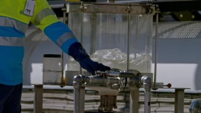 Iberia y Vueling apuestan por el SAF con el objetivo de llegar al 10% de uso en 2030 (España tendrá la oportunidad de liderar la producción mundial de este combustible)