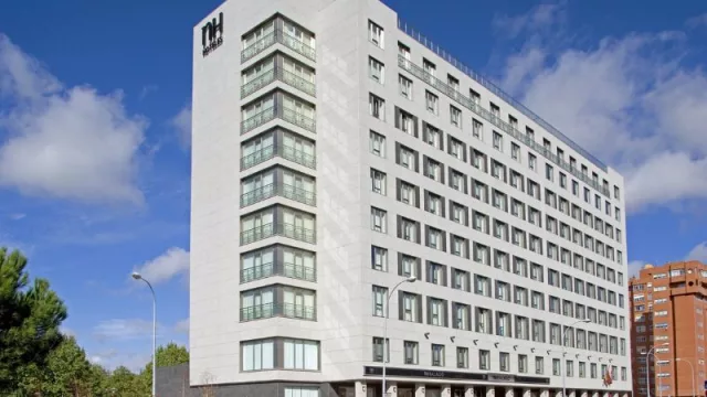 La junta de NH aprueba la reelección de Aragonés como consejero ejecutivo