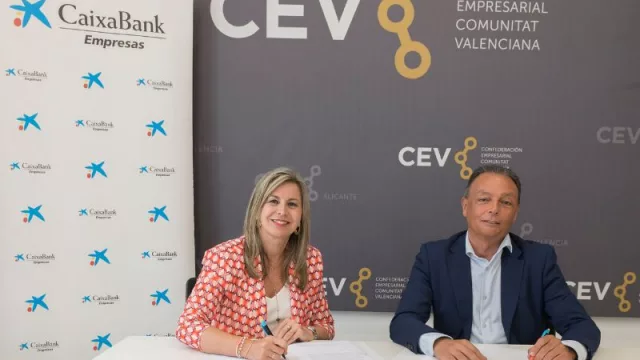 CaixaBank y la CEV renuevan e intensifican su alianza para apoyar a las empresas de la Comunitat Valenciana