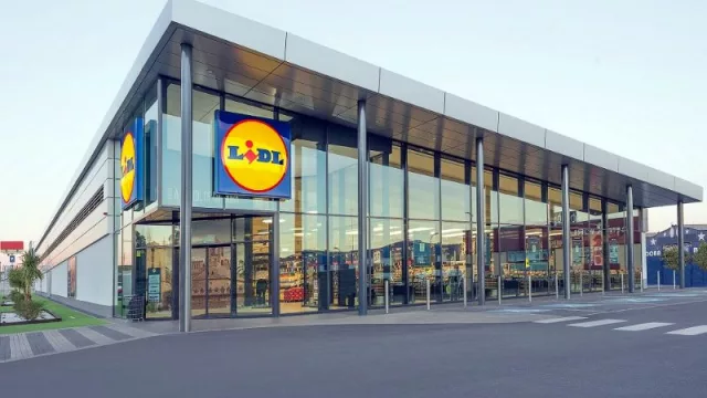 Lidl apuesta fuerte por España en 2022: generará 1.000 empleos y destinará más de 7.000 millones de euros (para compras nacionales y expansión para su crecimiento)