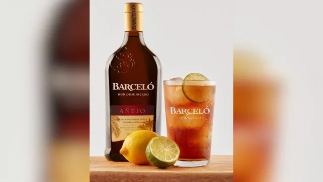 Barceló Añejo: el espirituoso más vendido de España en 2022 (con más de 1.3 millones de cajas)