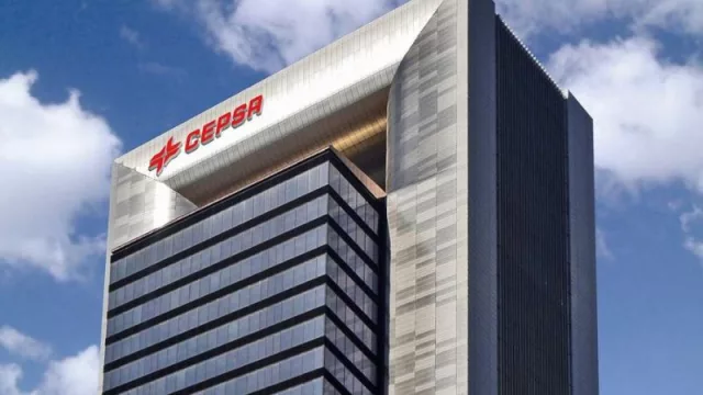 Cepsa obtiene un clean CCS EBITDA de 742 millones de euros en el primer semestre (tras desinvertir en sus activos de upstream en Abu Dabi)