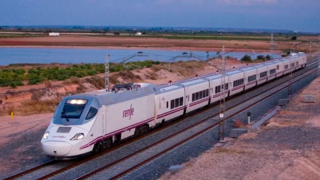 Operación salida de agosto: Renfe dispone de más de 4.000 trenes y 1,2 millones de plazas para los viajeros