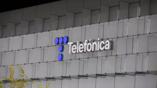 Telefónica invierte en Airalo (compañía de eSIM) en una ronda que cierra con 60 millones de dólares