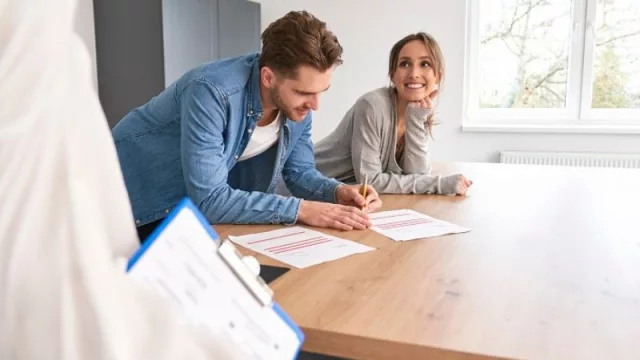 La balanza de la segunda residencia se estabiliza: un 54% opta por la compra y un 46% prefiere el alquiler