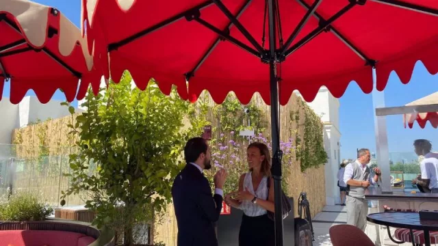 Madrid suma 865 establecimientos hoteleros con 90.500 plazas, tres puntos más que las cifras de 2019