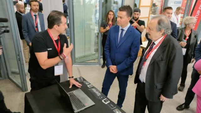 Héctor Gómez destaca que un centenar de 'sturtups' ya han sido acreditadas por Enisa