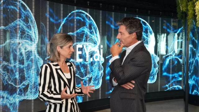 EY elige a la española Beatriz Sanz para dirigir su área de inteligencia artificial a nivel global