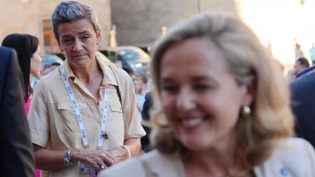 Vestager acude a Santiago a cerrar alianzas para presidir el BEI (y dice tener apoyos)