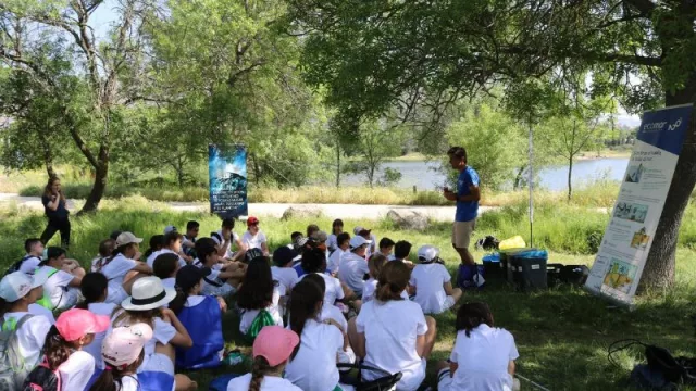Movistar y la Fundación Ecomar fomentan en las aulas el cuidado de los mares