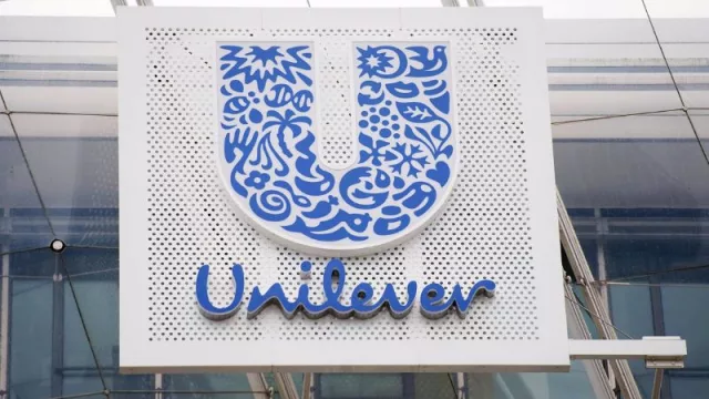 Unilever congela el sueldo fijo de su consejero delegado durante dos años