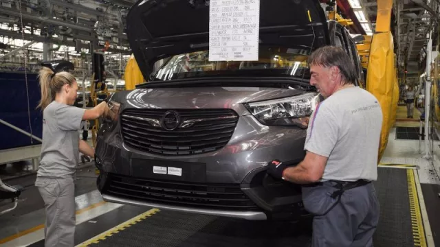 Stellantis Vigo asegura al comité "integración" en la electrificación del grupo (pero no nuevos modelos)