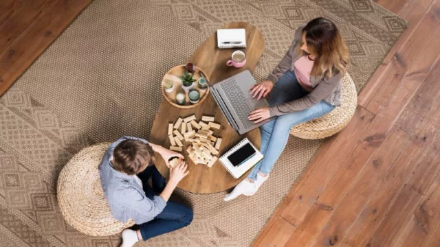 Un 44% de los demandantes de pisos compartidos (tendencia que ha aumentado) se concentran en Madrid y Barcelona