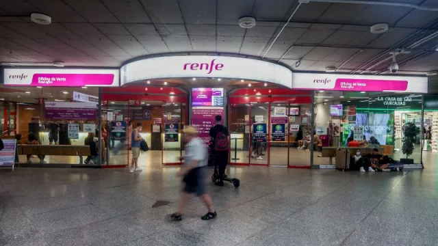 Renfe revoluciona la compra de billetes (más fácil y menos colas)