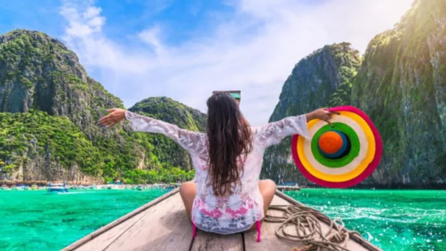 El turismo se mantiene como el principal tema de interés en el entorno digital a la hora de hablar de Barcelona (dejando atrás la política o el emprendimiento)