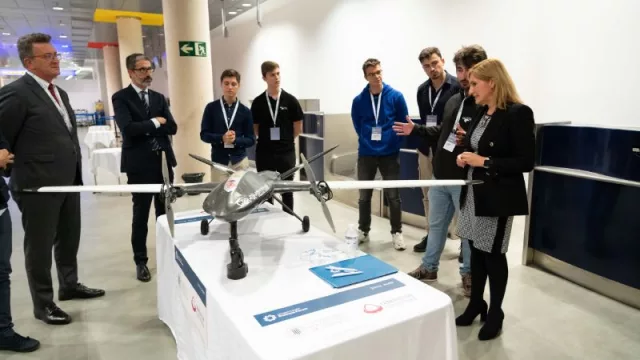 Salomé Pradas defiende que el Aeropuerto de Castellón será “un espacio pionero para el desarrollo de empresas del sector aeroespacial”