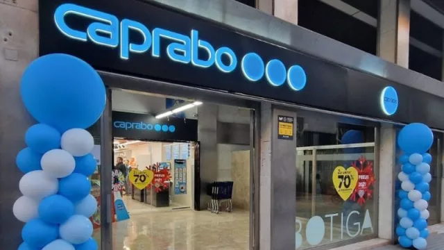 Caprabo crece en Barcelona con la apertura de una nueva tienda en el barrio de Gracia