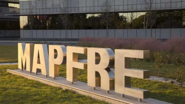 Mapfre cierra 2023 con 2,4 millones de clientes digitales en España (un crecimiento superior al 25% respecto al año anterior)