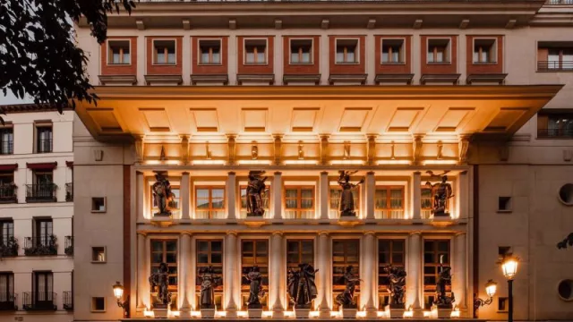 WOW Concept firma un acuerdo de colaboración con UMusic Hotels para ofrecer experiencias a los clientes