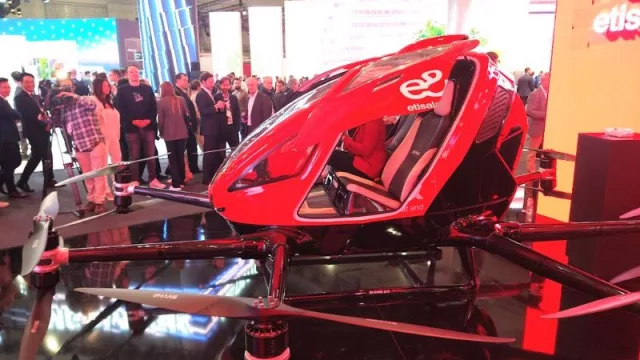 ¿Cambiaremos el coche por vehículos voladores? Algunos sí (pero aún estamos lejos de que sean para todos)