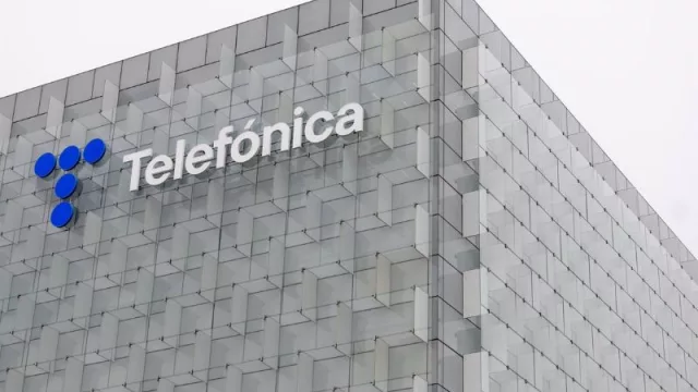 CriteriaCaixa invierte 4 millones en Telefónica en lo que va de año (frente a los 15 del mismo periodo de 2023)