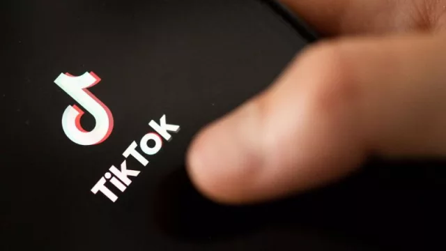 Italia multa con 10 millones de euros a TikTok por su control inadecuado de contenidos