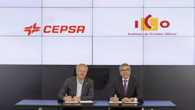 Cepsa cierra con el ICO un préstamo 'verde' de 150 millones de euros para impulsar su plan de cargadores eléctricos