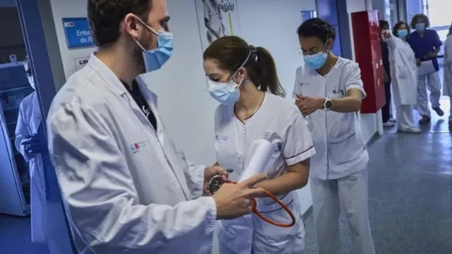 La tasa de absentismo en España crece hasta el 7,2% (+0,3 p.p. intertrimestral) mientras que la siniestralidad laboral disminuye un 5% con respecto al trimestre anterior