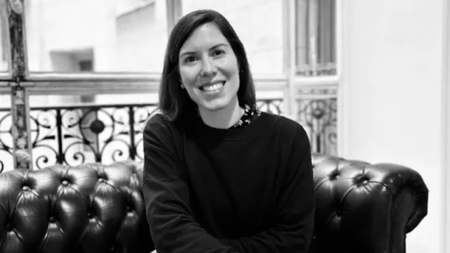 Alexandra Luke promociona a supervisora de cuentas en CHINA parte de LLYC