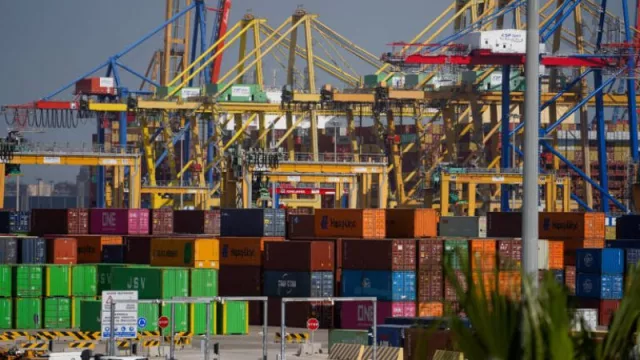 Las exportaciones de la Comunitat ascienden a 6.307,5 millones de euros en los dos primeros meses del año (destaca la contribución positiva de la alimentación)