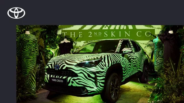 Toyota España y los diseñadores The 2nd Skin Co. unidos en una nueva colaboración con el Yaris Cross Hybrid
