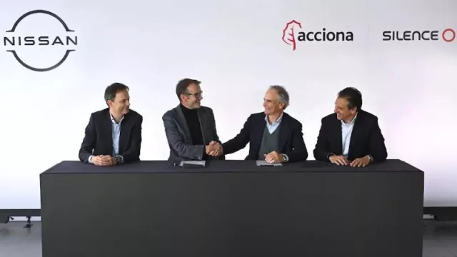 Nissan se asocia con Acciona para llevar los nanocoches y las motocicletas eléctricas de Silence (modelos compactos y ágiles) a las calles de las ciudades