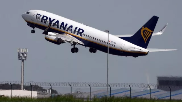 Ryanair eleva un 8% su tráfico de pasajeros en abril (con un total de 98.400 vuelos)