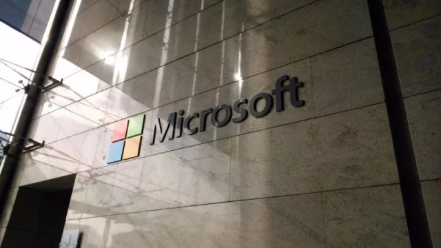 Microsoft invertirá 4.000 millones de euros en Francia para la construcción de infraestructuras en la nube e impulsar la IA