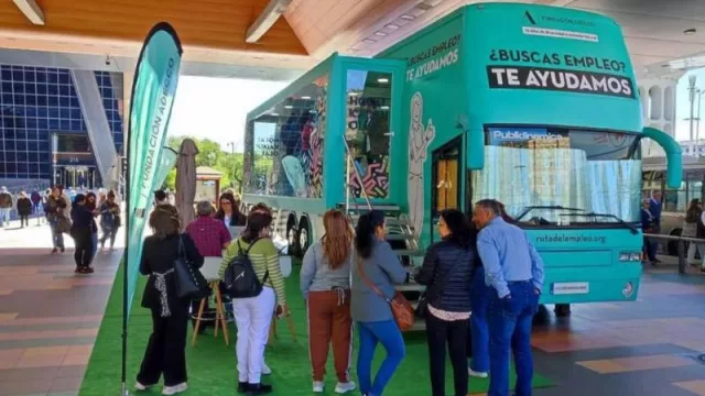 “La Ruta del Empleo” del Grupo Adecco y su Fundación llega a Barcelona el próximo 15 de mayo para ayudar a personas desempleadas en búsqueda de trabajo