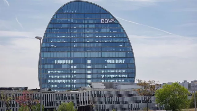 BBVA, Telefónica y Banco Santander: las empresas españolas que más confianza generan en América Latina (Inditex e Iberia completan el 'top 5')